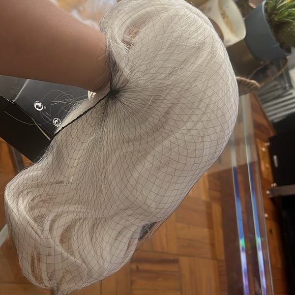 The ELEGANT YOU white color - Picture 4 of 5